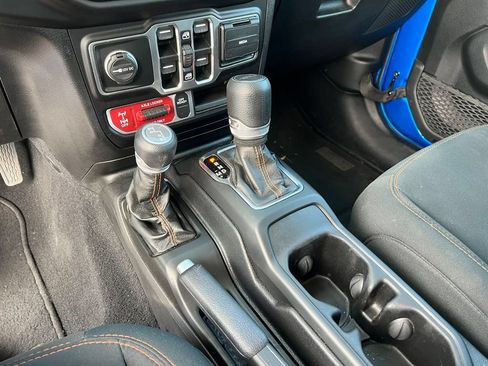 Used 2021 Jeep Gladiator Mojave w/ Trailer Tow Package AWD/4WD image 34