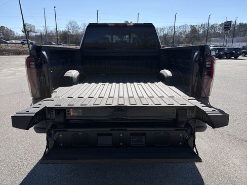New 2026 GMC Sierra 2500 AT4X w/ AT4X AEV Edition image 23