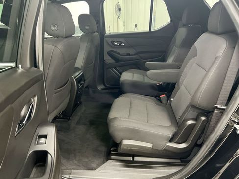 Used 2022 Chevrolet Traverse LT AWD/4WD image 22