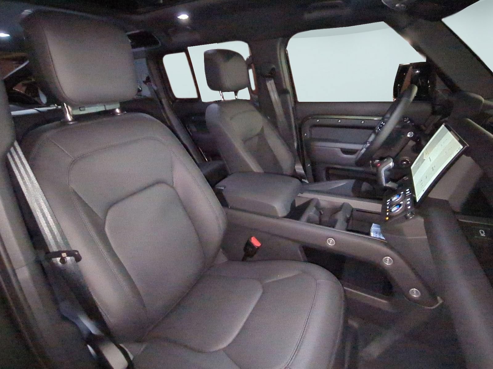 New 2026 Land Rover Defender 110 X-Dynamic SE AWD/4WD image 30