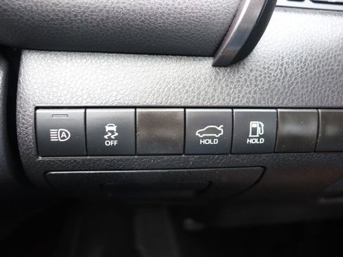 Used 2023 Toyota Camry SE image 24