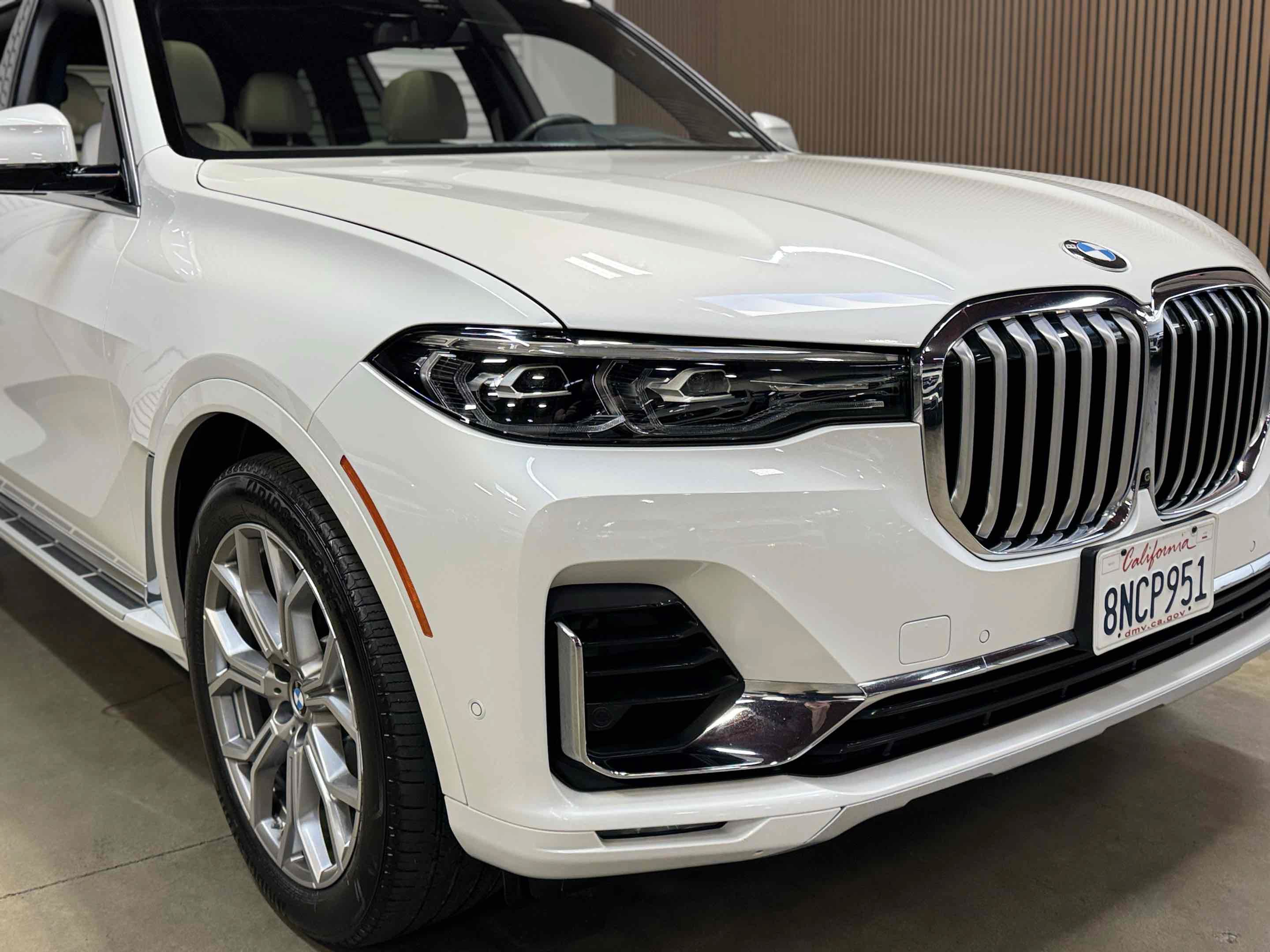 Used 2020 BMW X7 xDrive40i w/ Premium Package AWD/4WD image 30