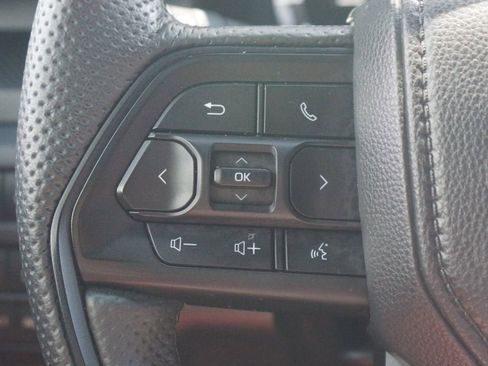 Used 2025 Toyota Tacoma TRD Pro AWD/4WD image 11
