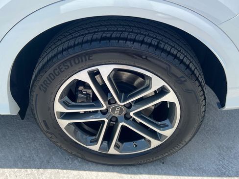 Certified 2025 Audi Q5 Premium Plus w/ Premium Plus AWD/4WD image 21