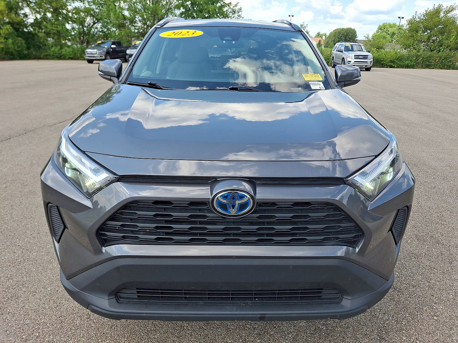 Used 2023 Toyota RAV4 XLE AWD/4WD image 28