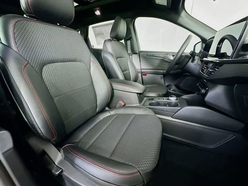 New 2026 Ford Escape ST-Line w/ Tech Pack #1 image 15