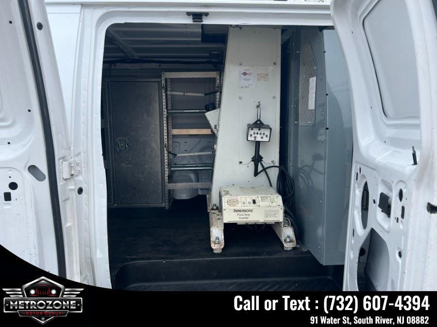 Used 2014 Ford E-350 and Econoline 350 Super Duty w/ Power Group RWD image 17