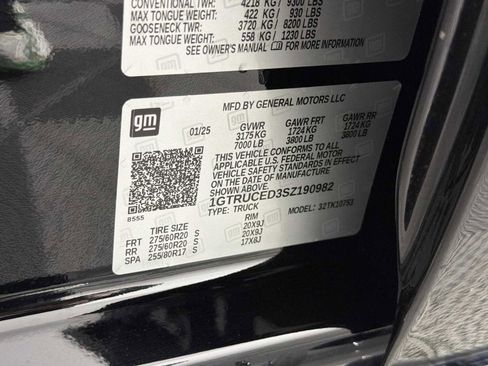 Used 2025 GMC Sierra 1500 Elevation image 31