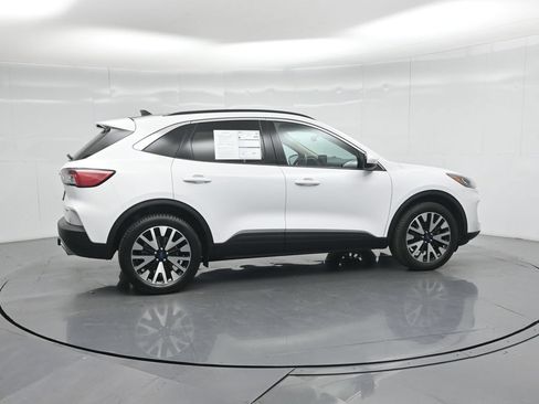 Certified 2020 Ford Escape SEL AWD/4WD image 25