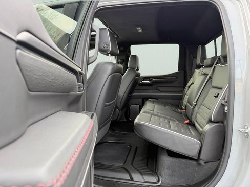 Used 2024 GMC Sierra 1500 AT4X image 16