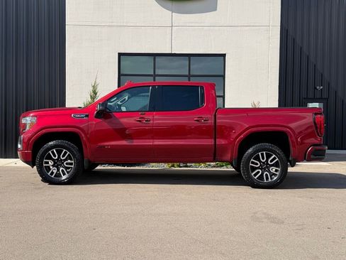 Used 2019 GMC Sierra 1500 AT4 w/ AT4 Premium Package AWD/4WD image 2