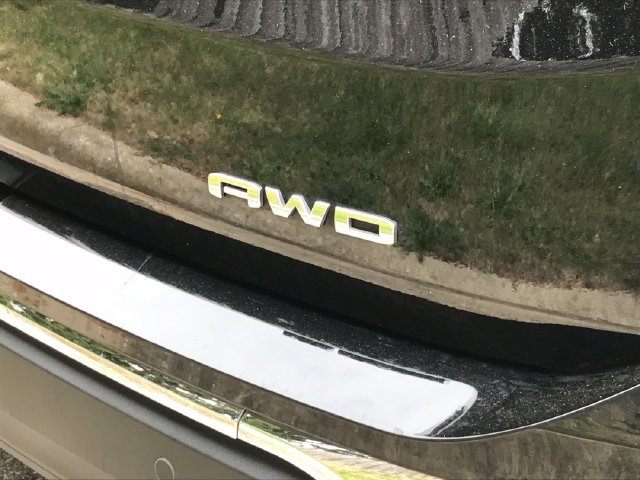 Certified 2024 GMC Terrain SLT AWD/4WD image 9