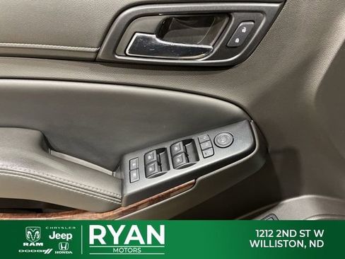 Used 2017 GMC Yukon XL SLT image 31