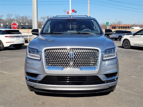 Used 2020 Lincoln Navigator Reserve w/ Luxury Package image 19