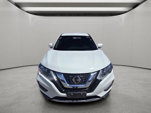 Used 2020 Nissan Rogue S FWD image 11
