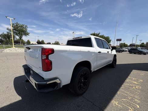Used 2019 Chevrolet Silverado 1500 LTZ w/ Z71 Off-Road Package AWD/4WD image 5