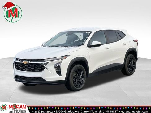 Certified 2024 Chevrolet Trax LS w/ LS Convenience Package image 1