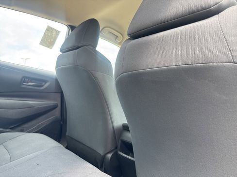 Used 2022 Toyota Corolla LE image 27