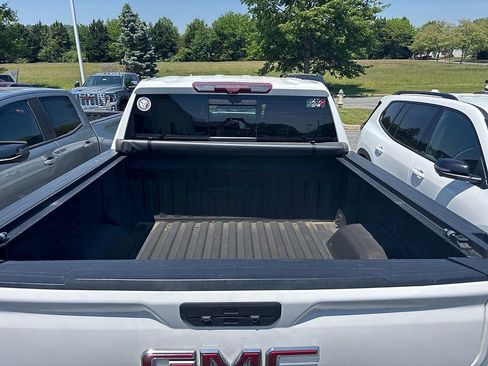 Used 2020 GMC Sierra 1500 AT4 w/ AT4 Premium Package AWD/4WD image 11