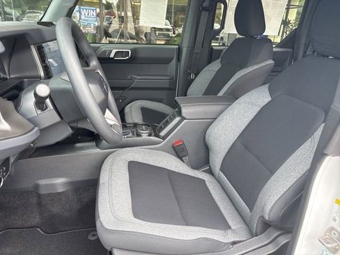 New 2025 Ford Bronco 4-Door AWD/4WD image 9