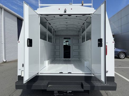 New 2025 Ford E-350 and Econoline 350 Super Duty w/ Power Equipment Group RWD image 19