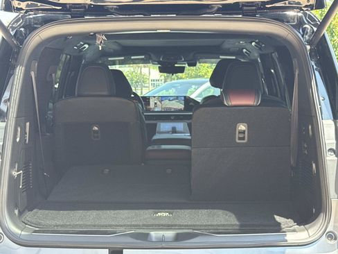 Used 2025 INFINITI QX80 Autograph AWD/4WD image 5