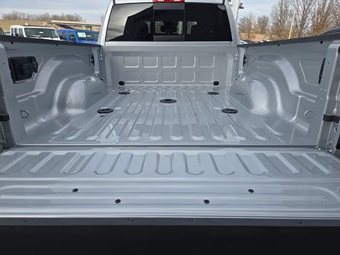 New 2026 RAM 2500 Tradesman AWD/4WD image 24