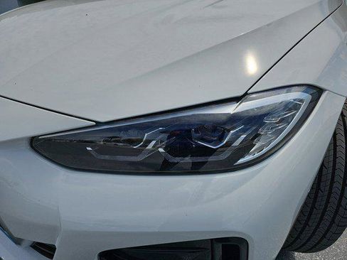 Certified 2022 BMW i4 eDrive40 w/ M Sport Package image 32