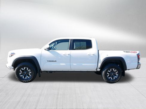 Used 2023 Toyota Tacoma SR image 4
