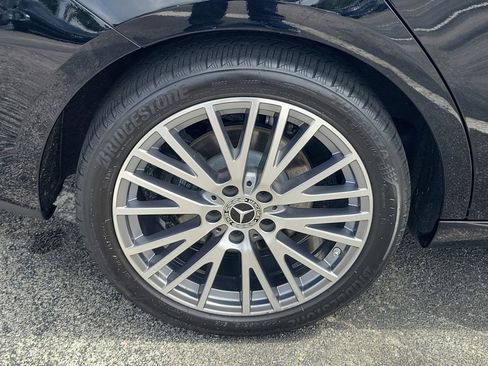 Used 2023 Mercedes-Benz CLA 250 image 7