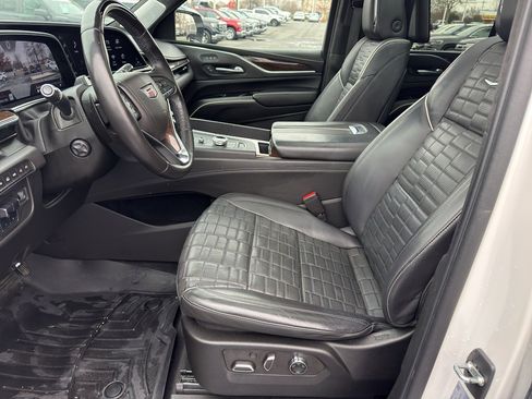 Used 2021 Cadillac Escalade Sport Platinum image 12