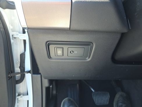 Used 2020 Land Rover Range Rover Sport HSE AWD/4WD image 25