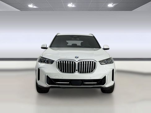 Certified 2024 BMW X5 xDrive40i w/ Premium Package AWD/4WD image 6