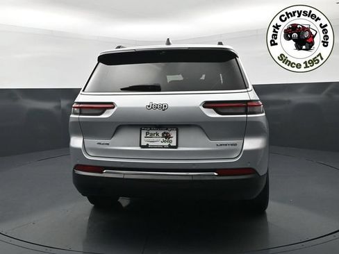 Used 2023 Jeep Grand Cherokee L Limited w/ Luxury Tech Group II AWD/4WD image 5