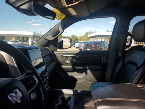 Used 2021 RAM 1500 Laramie image 27