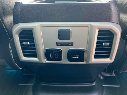 Used 2018 Ford F150 Lariat w/ Equipment Group 502A Luxury AWD/4WD image 12