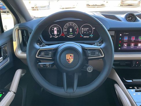 New 2026 Porsche Cayenne image 14