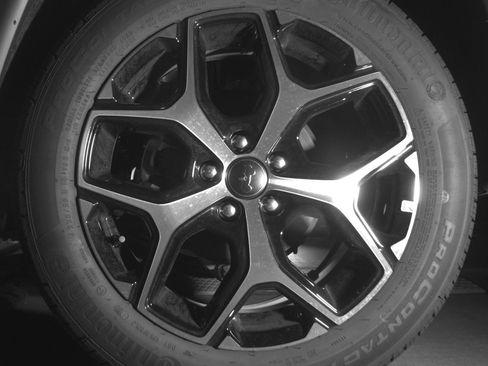 Used 2025 Jeep Compass Limited image 14