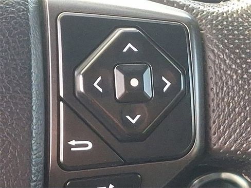 Used 2020 Toyota Tacoma TRD Sport image 22