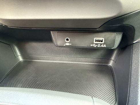 Used 2024 Subaru Crosstrek 2.0i w/ Crosstrek Mirror Package image 32