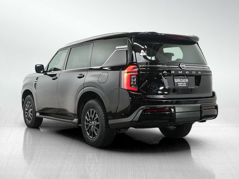 Used 2025 Nissan Armada SV AWD/4WD image 3
