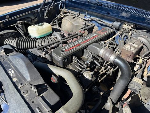 Used 1993 Dodge D/W Truck 250 AWD/4WD image 25