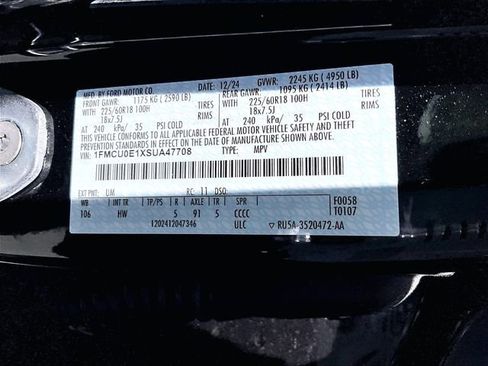 New 2025 Ford Escape SE w/ Class II Trailer Tow Package FWD image 14