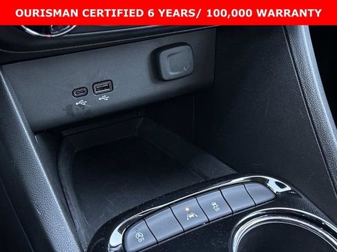 Certified 2025 Buick Encore GX Preferred FWD image 24