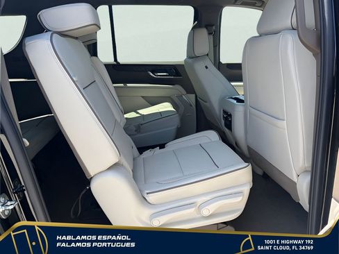 New 2026 GMC Yukon XL Denali w/ Sun & Power Step Package AWD/4WD image 19