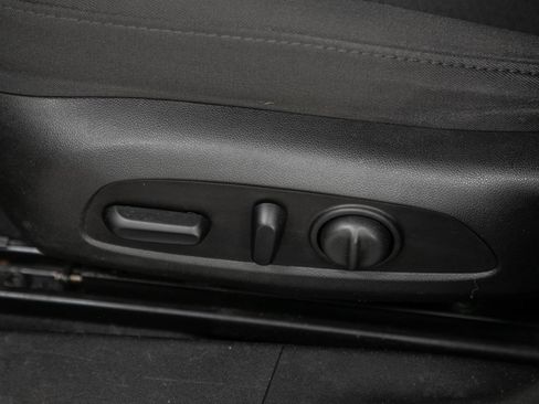 Used 2018 Chevrolet Malibu LT FWD image 21