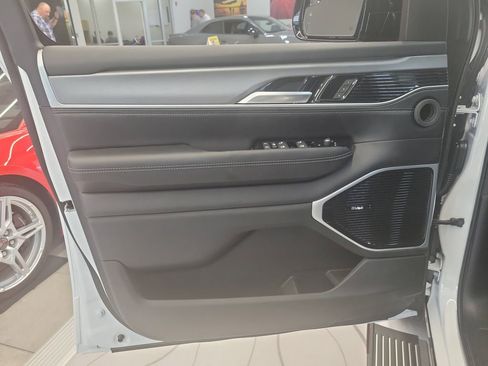 New 2026 Jeep Grand Wagoneer Limited image 23