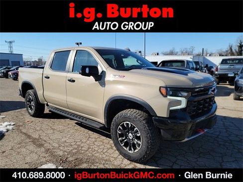 Used 2022 Chevrolet Silverado 1500 ZR2 w/ Technology Package image 1