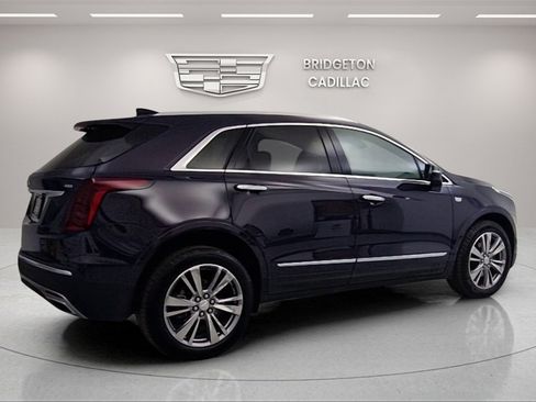 Used 2025 Cadillac XT5 Premium Luxury image 7