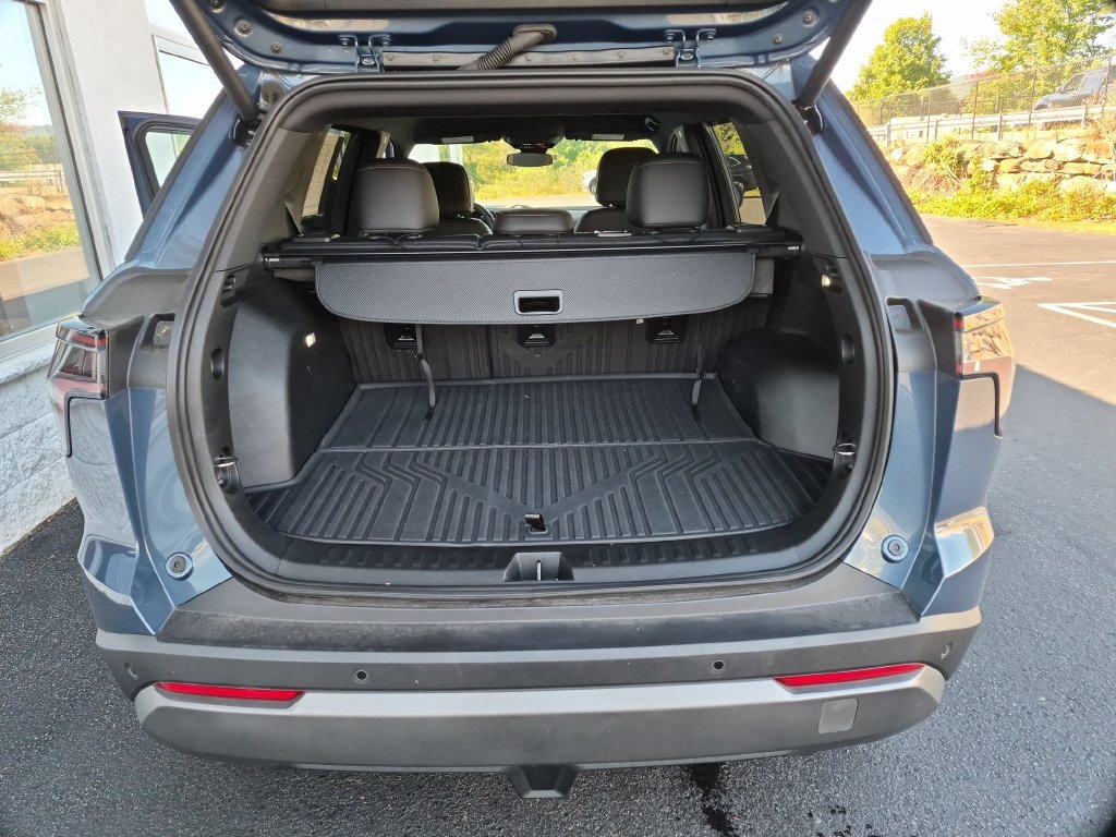Used 2026 Chevrolet Equinox LT w/ Convenience Package II AWD/4WD image 9